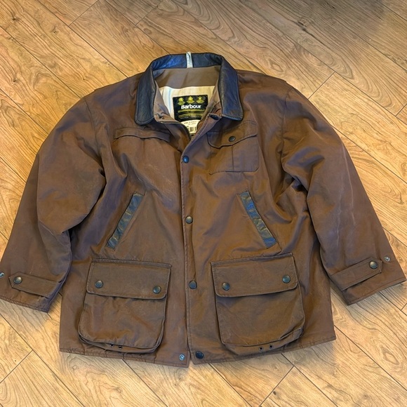 Men’s Barbour Bushman Waxed Jacket - Picture 1 of 4